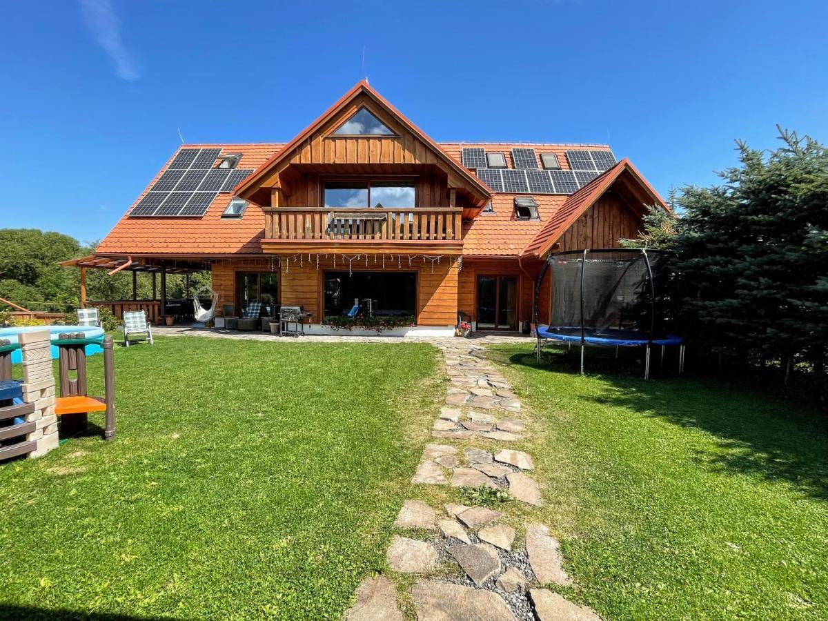 Holiday Home Holiday Raj Bešeňová 外观 照片
