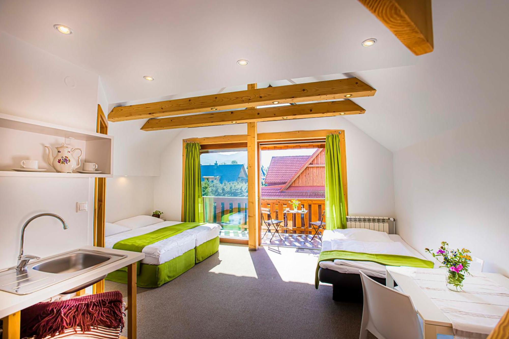 Holiday Home Holiday Raj Bešeňová 外观 照片