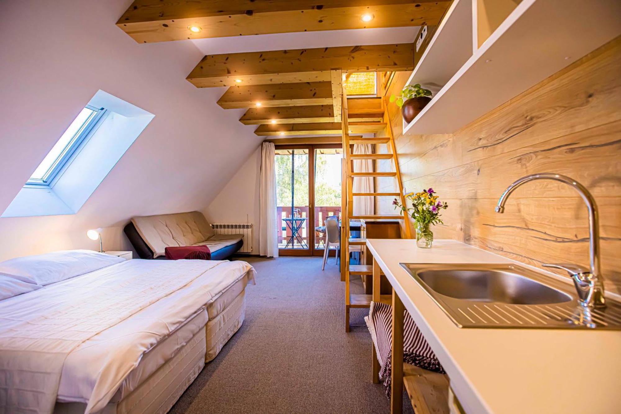 Holiday Home Holiday Raj Bešeňová 外观 照片