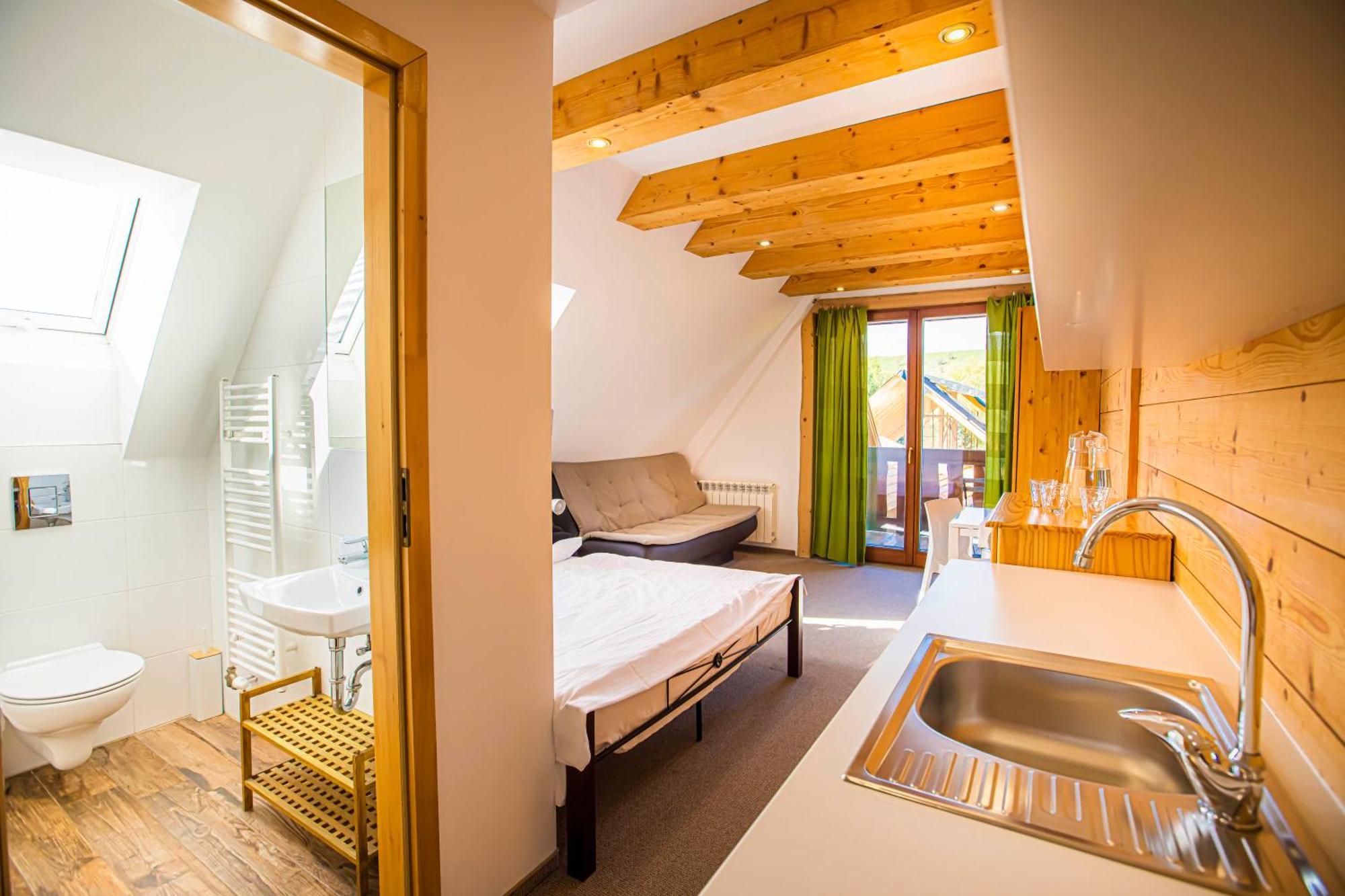 Holiday Home Holiday Raj Bešeňová 外观 照片